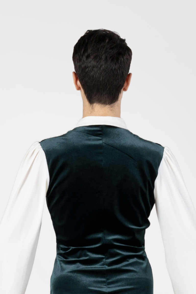 Casacca con Balze allo Scollo