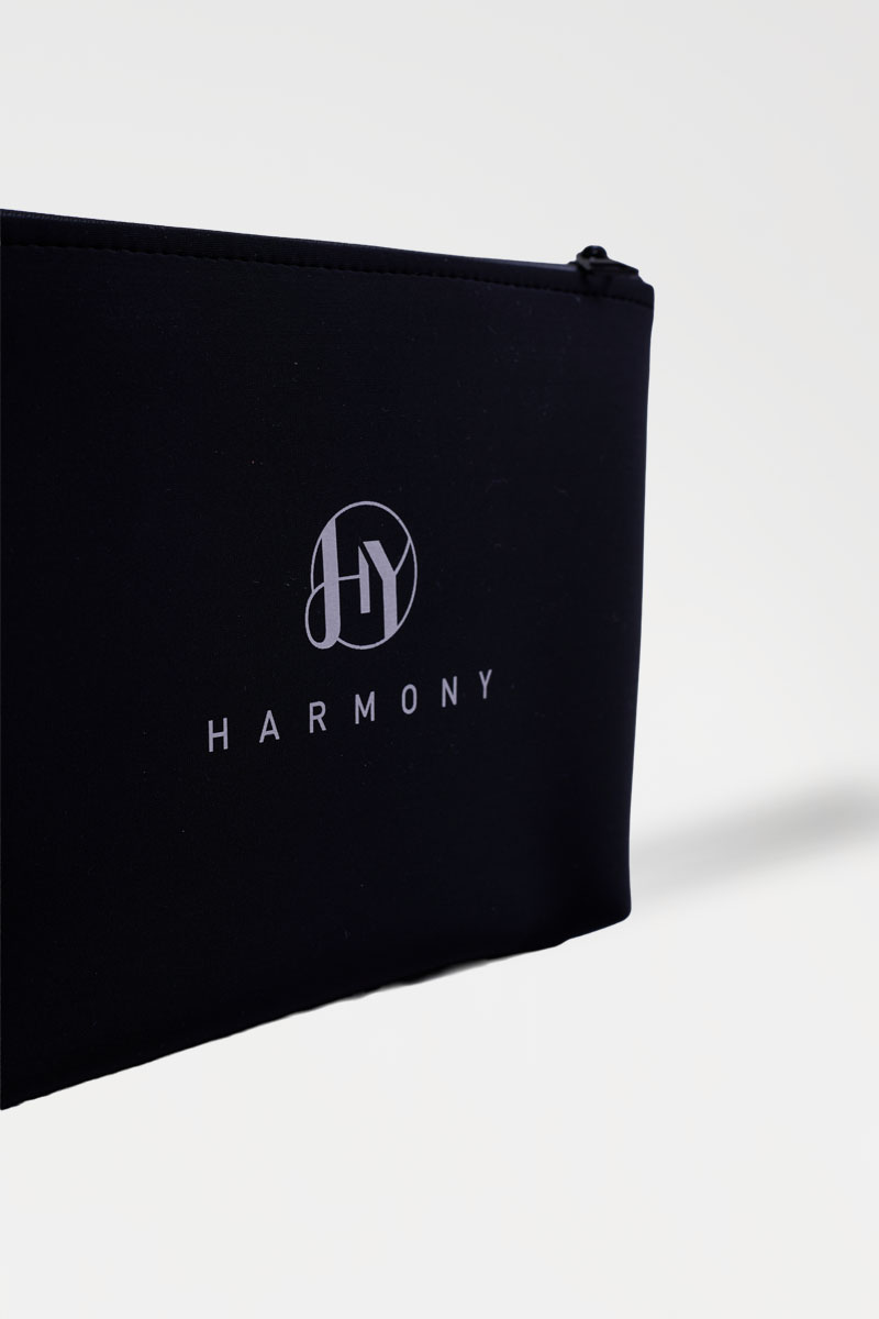 Pochette Nera con Logo