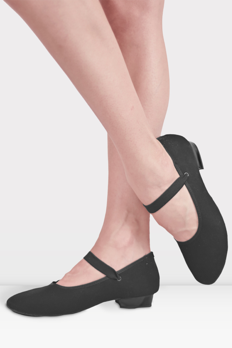 Scarpa Royal da Carattere con Tacco Basso