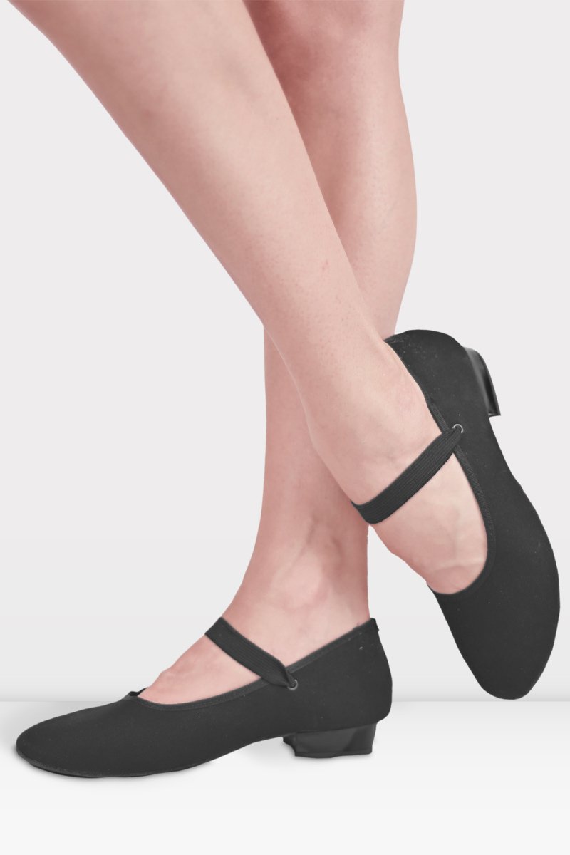 Royal Low Heel Character Shoe